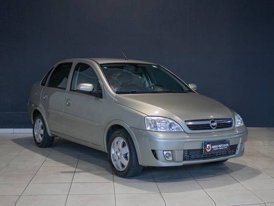 CHEVROLET CORSA 1.4 MPFI PREMIUM SEDAN 8V FLEX 4P MANUAL